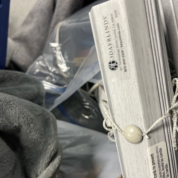 3dayBlinds Faux wooden window shutters, must live in Las Vegas for pick-up - Picture 7 of 12